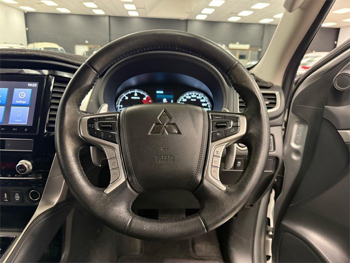 2021 Mitsubishi Pajero Sport GLS