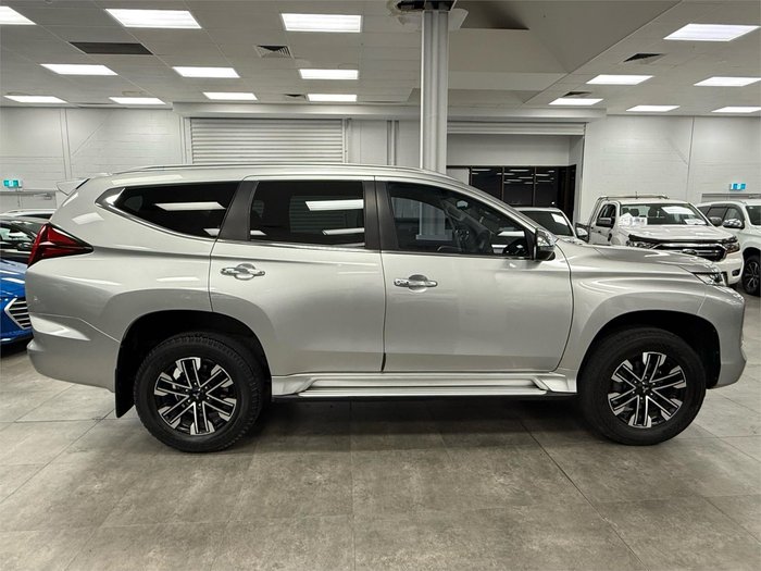 2021 Mitsubishi Pajero Sport GLS