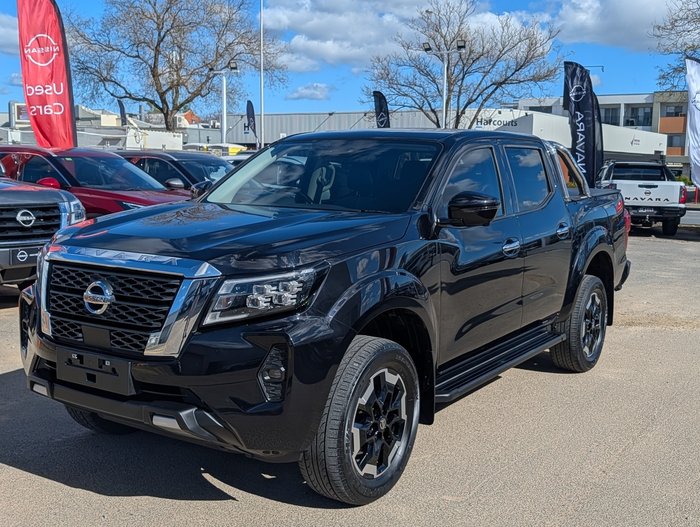 2022 Nissan Navara ST-X