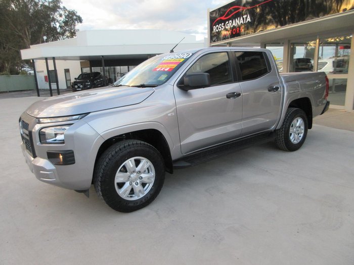 2026 Mitsubishi Triton GLX+