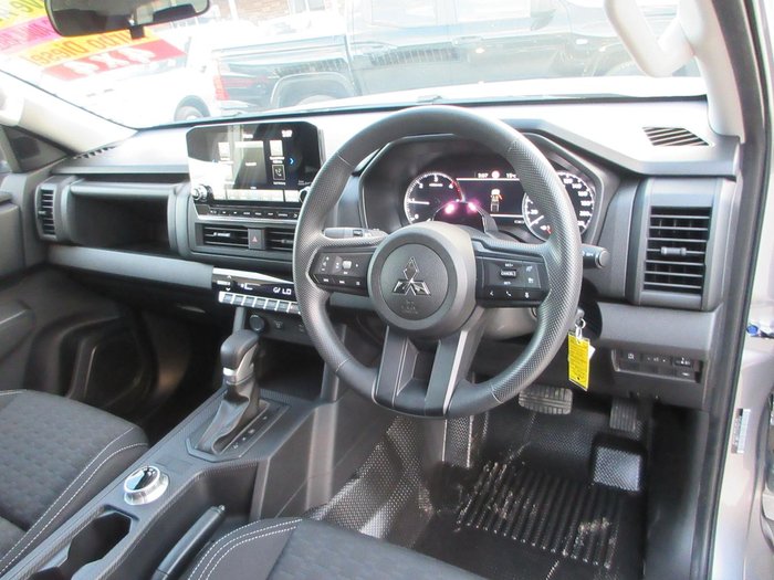 2026 Mitsubishi Triton GLX+