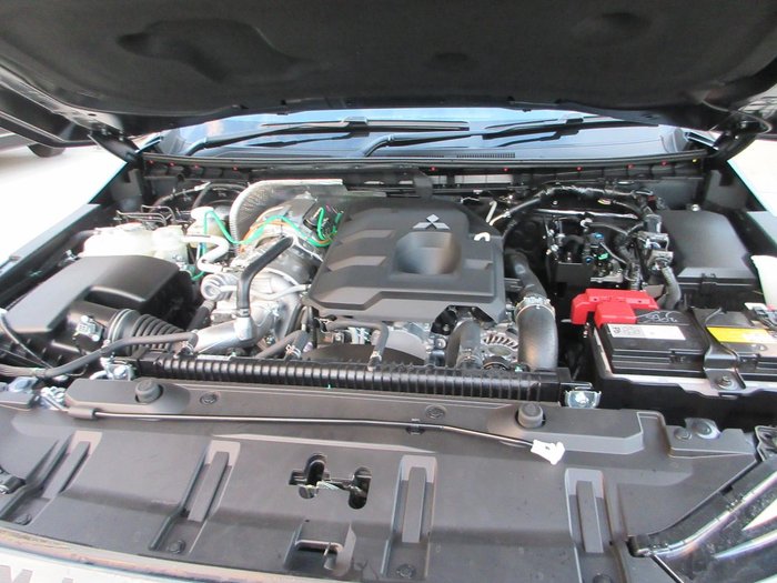 2026 Mitsubishi Triton GSR