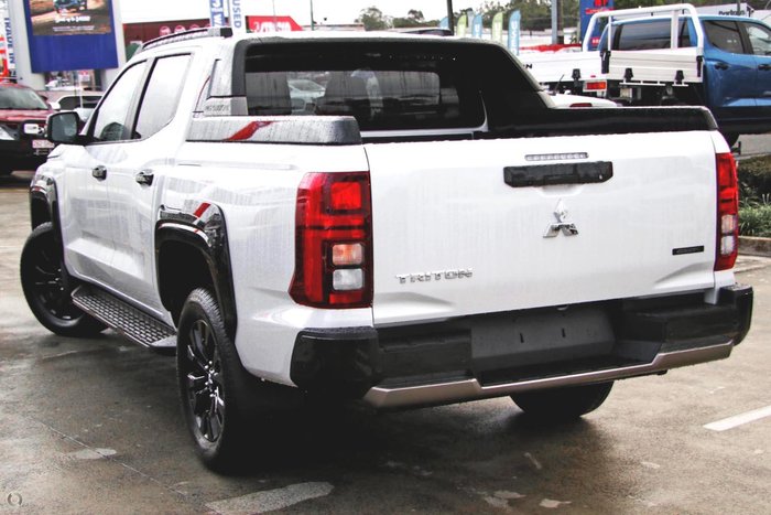 2026 Mitsubishi Triton GSR