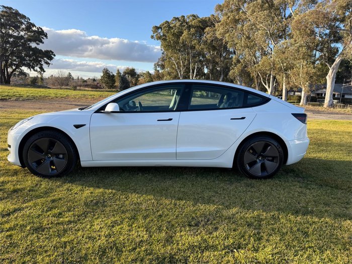 2022 TESLA MODEL 3 REAR-WHEEL DRIVE