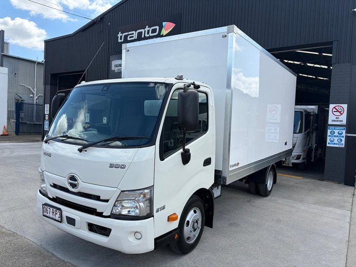 2025 Hino 300 Series