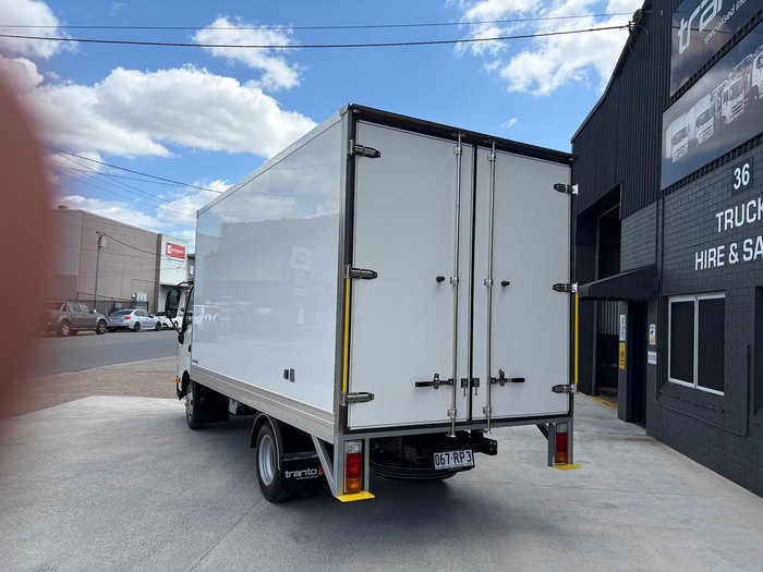 2025 Hino 300 Series