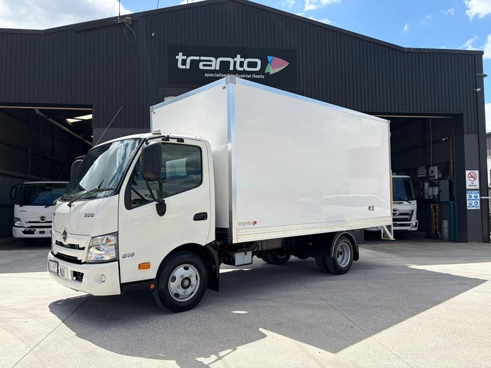 2025 Hino 300 Series