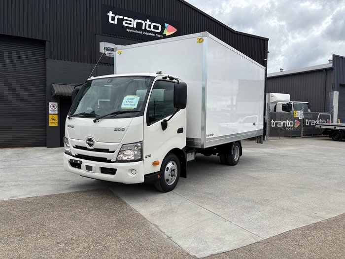 2025 Hino 300 Series