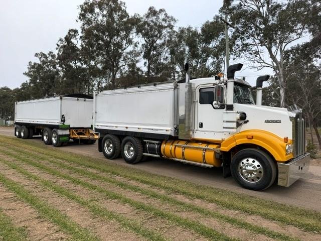2013 Kenworth T400 Series