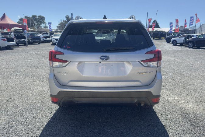 2024 SUBARU FORESTER