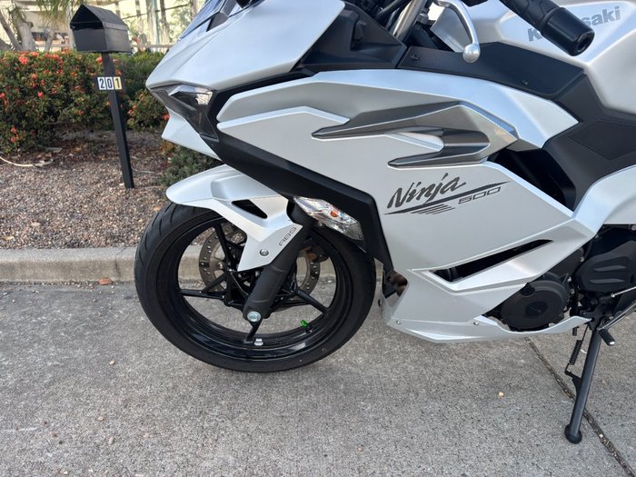 2024 Kawasaki NINJA 500 SE (LAMS) White