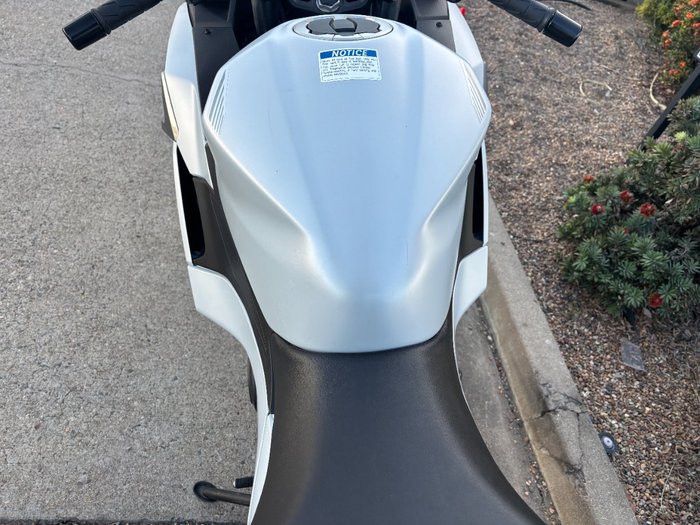 2024 Kawasaki NINJA 500 SE (LAMS) White