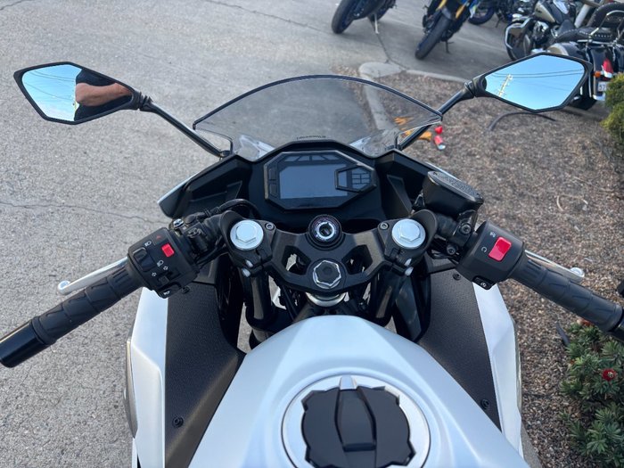 2024 Kawasaki NINJA 500 SE (LAMS) White