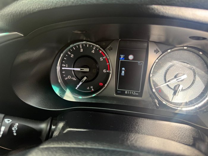 2020 Toyota Hilux SR5