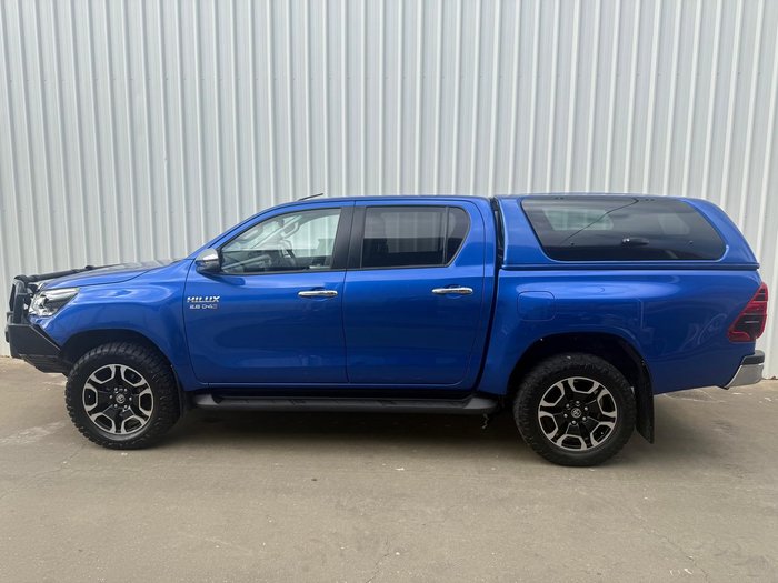2020 Toyota Hilux SR5