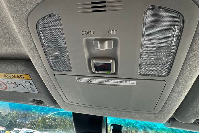 2022 Toyota Hilux SR5