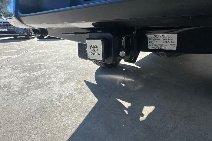 2022 Toyota Hilux SR5