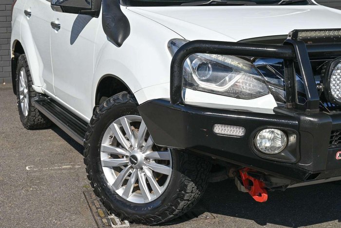 2018 Isuzu MU-X LS-T