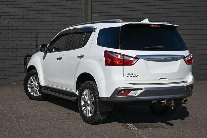 2018 Isuzu MU-X LS-T