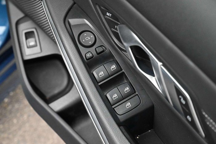 2021 BMW 3 Series 330i Luxury Line