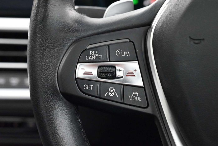 2021 BMW 3 Series 330i Luxury Line