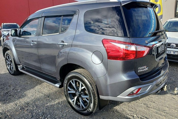 2020 Isuzu MU-X LS-T