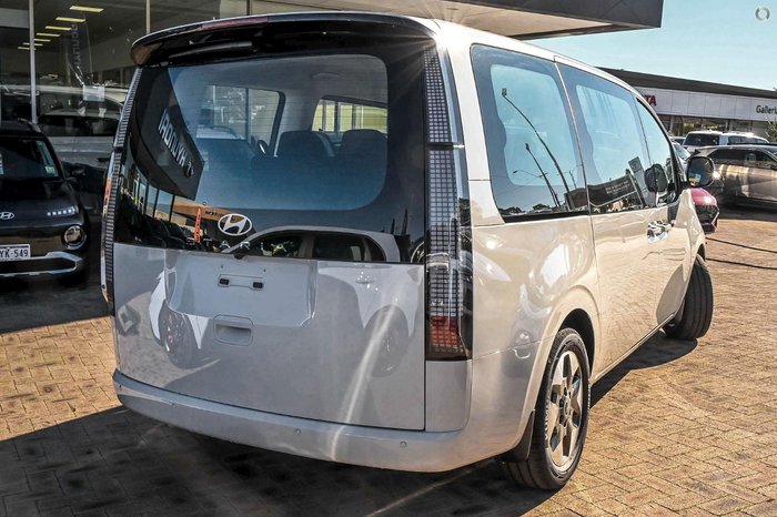 2026 Hyundai STARIA