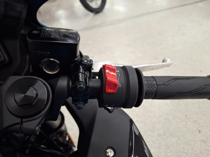 2021 YAMAHA YZF-R3 Blue