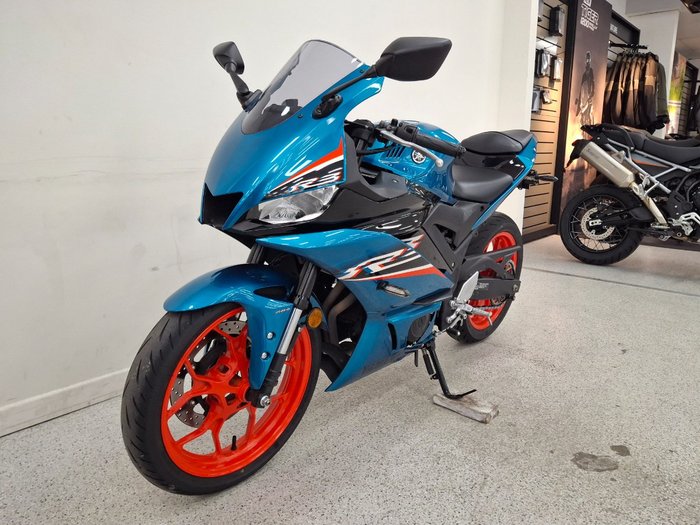 2021 YAMAHA YZF-R3 Blue