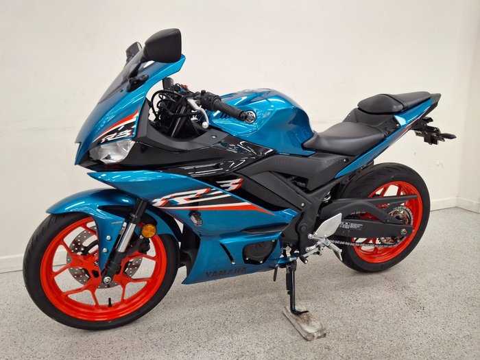 2021 YAMAHA YZF-R3 Blue