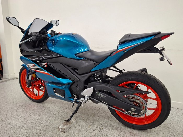 2021 YAMAHA YZF-R3 Blue