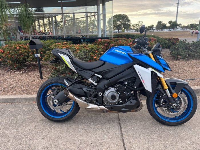 2023 Suzuki GSX-S1000 Blue