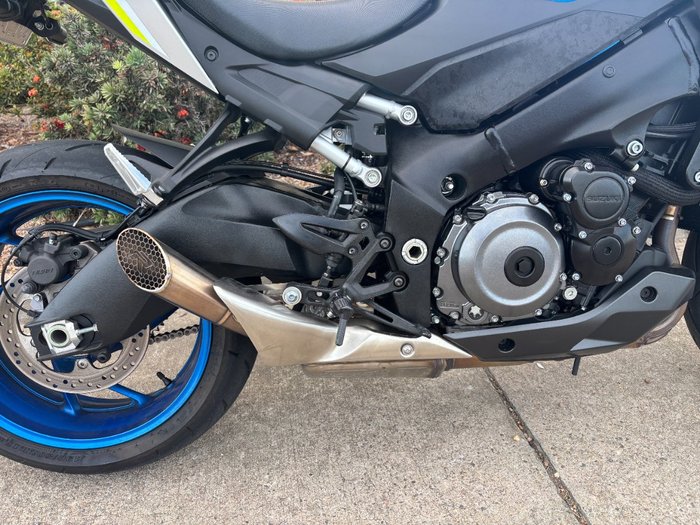 2023 Suzuki GSX-S1000 Blue