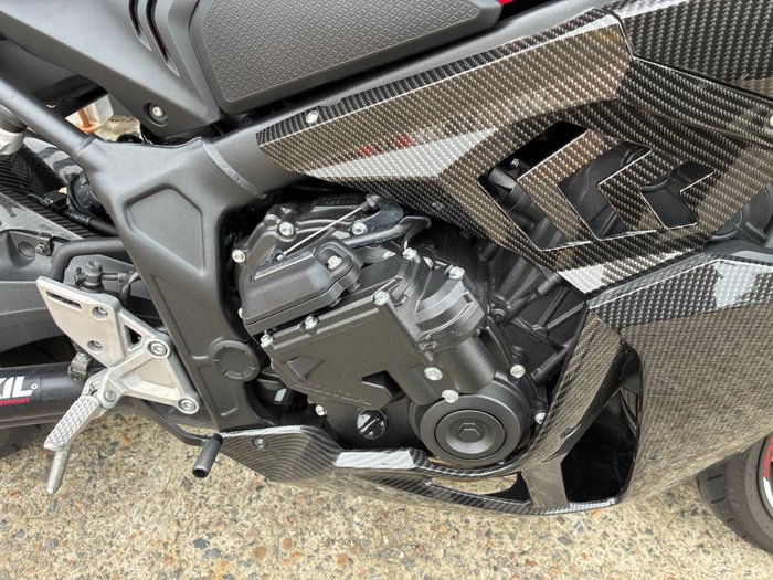 2025 Honda CBR650RAC RED