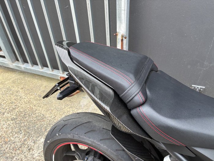 2025 Honda CBR650RAC RED
