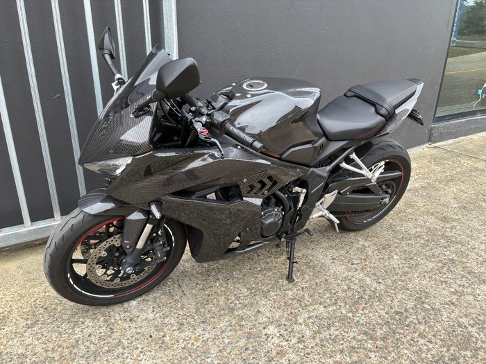 2025 Honda CBR650RAC RED
