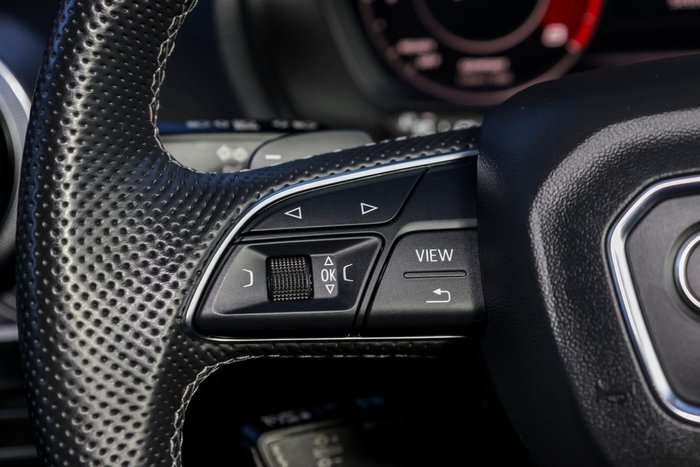 2021 Audi SQ2
