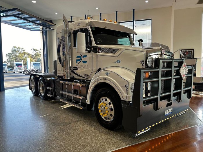 2024 Kenworth T410sar