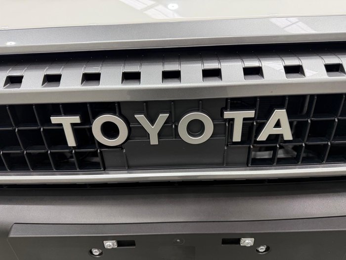 2025 Toyota Landcruiser Prado GX