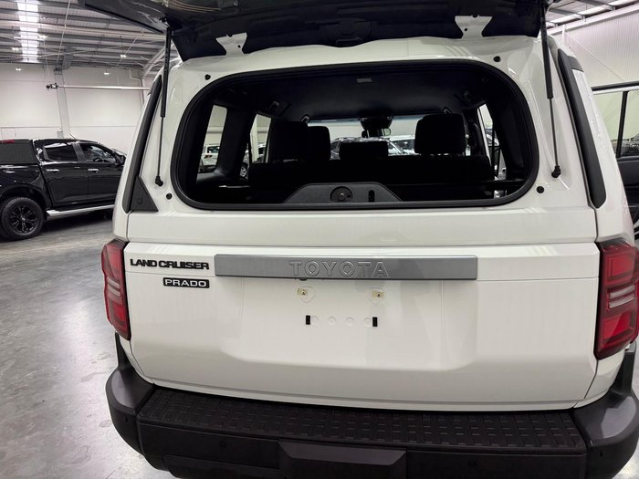2025 Toyota Landcruiser Prado GX