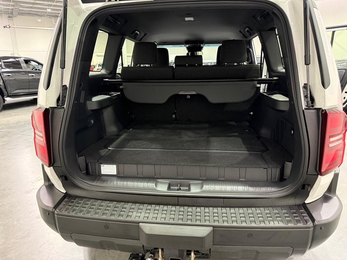 2025 Toyota Landcruiser Prado GX