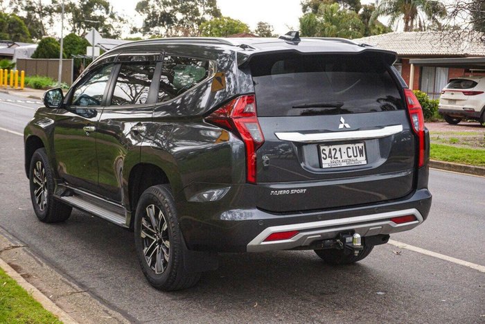 2023 Mitsubishi Pajero Sport GLS