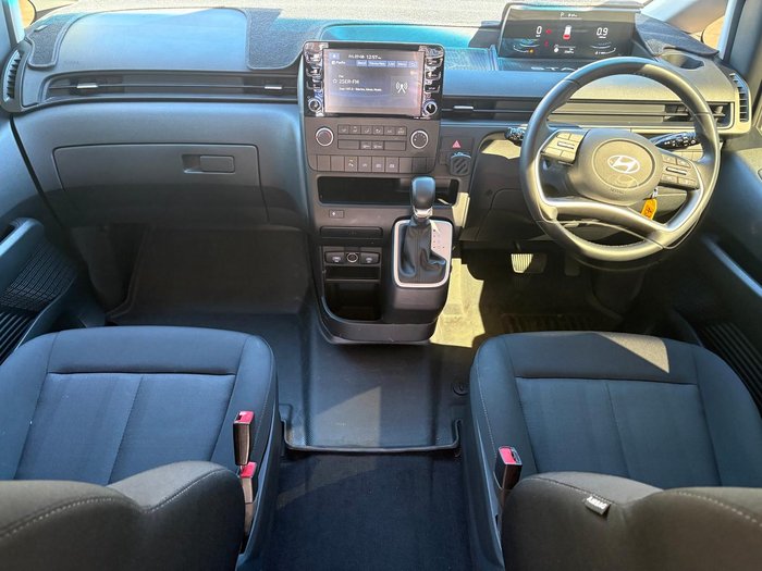 2024 Hyundai STARIA LOAD