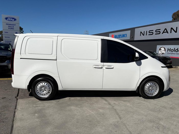 2024 Hyundai STARIA LOAD