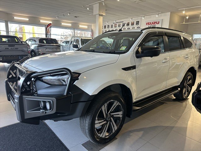 2026 ISUZU MU-X LS-T