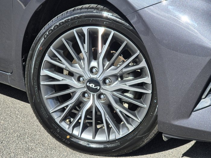 2022 Kia Cerato Sport+