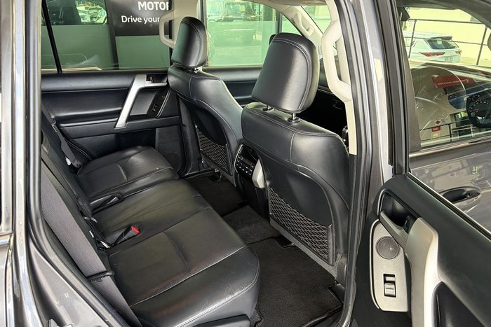 2018 Toyota Landcruiser Prado VX