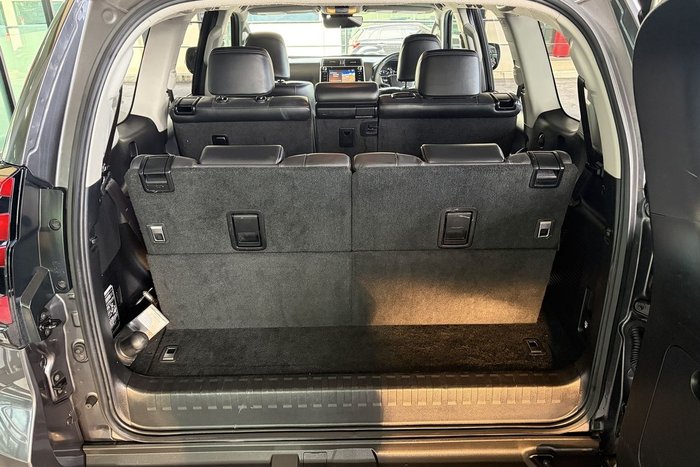 2018 Toyota Landcruiser Prado VX