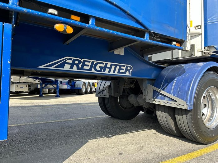 2015 Maxitrans St3 34 Pallet B Sd Ezi-Liner, Bpw