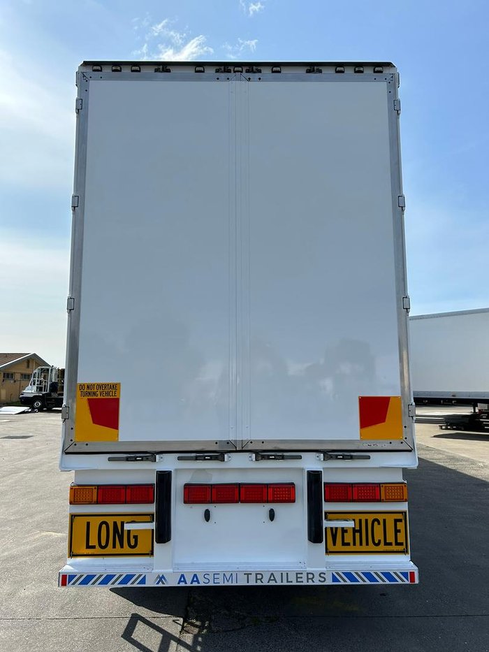 2015 Maxitrans St3 34 Pallet B Sd Ezi-Liner, Bpw